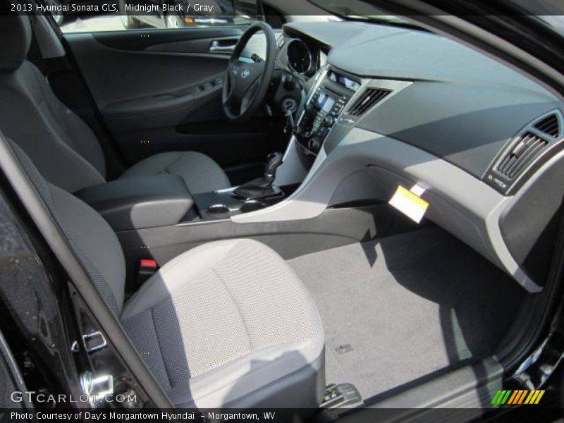 Midnight Black / Gray 2013 Hyundai Sonata GLS