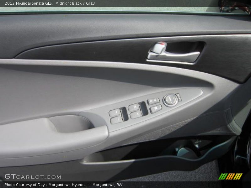Midnight Black / Gray 2013 Hyundai Sonata GLS