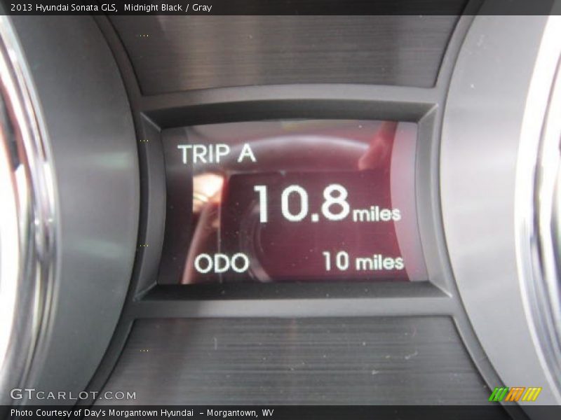 Midnight Black / Gray 2013 Hyundai Sonata GLS