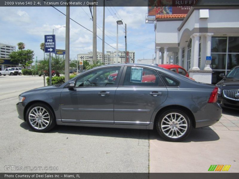 Titanium Grey Metallic / Quartz 2009 Volvo S40 2.4i