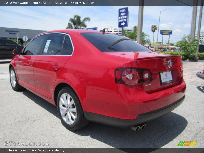 Salsa Red / Cornsilk Beige 2010 Volkswagen Jetta SE Sedan