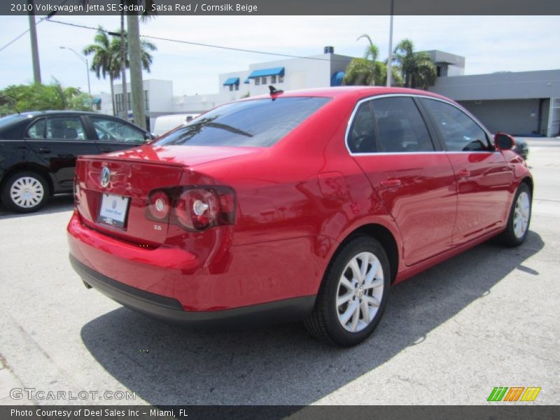 Salsa Red / Cornsilk Beige 2010 Volkswagen Jetta SE Sedan
