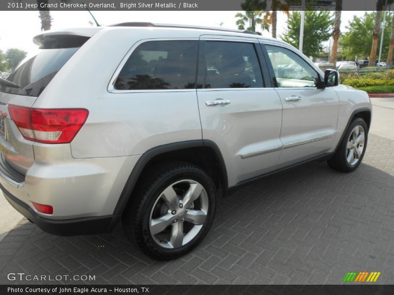 Bright Silver Metallic / Black 2011 Jeep Grand Cherokee Overland