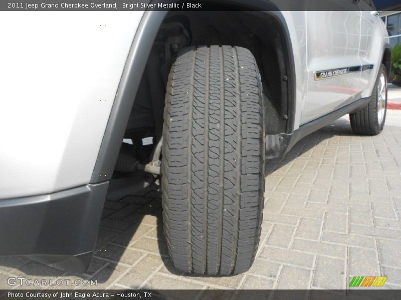 Bright Silver Metallic / Black 2011 Jeep Grand Cherokee Overland