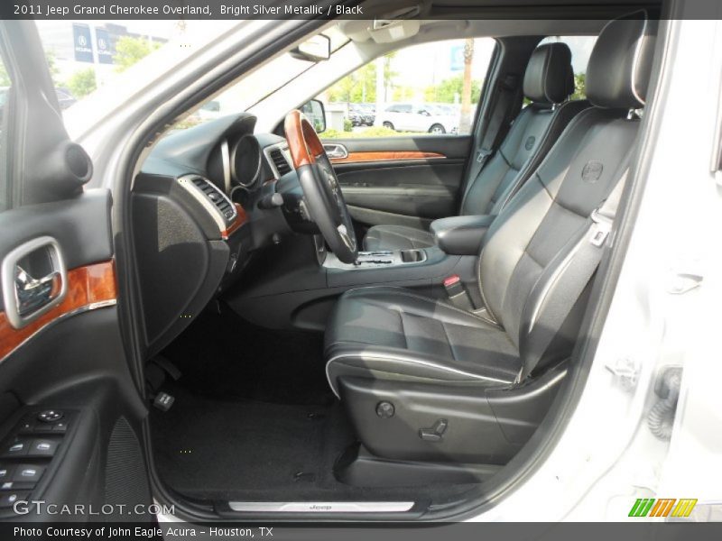 Bright Silver Metallic / Black 2011 Jeep Grand Cherokee Overland