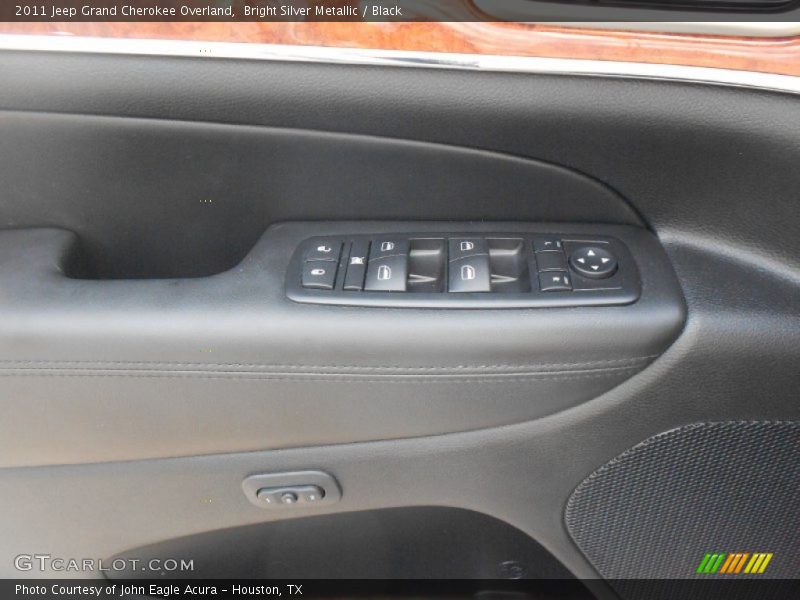 Bright Silver Metallic / Black 2011 Jeep Grand Cherokee Overland