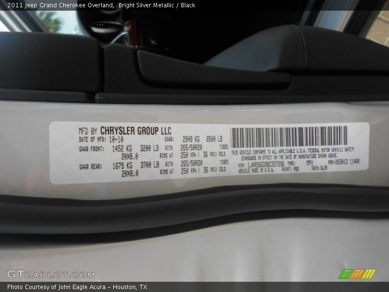 Bright Silver Metallic / Black 2011 Jeep Grand Cherokee Overland