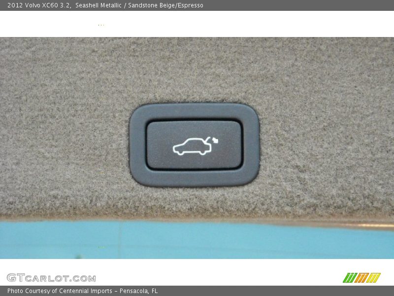 Seashell Metallic / Sandstone Beige/Espresso 2012 Volvo XC60 3.2