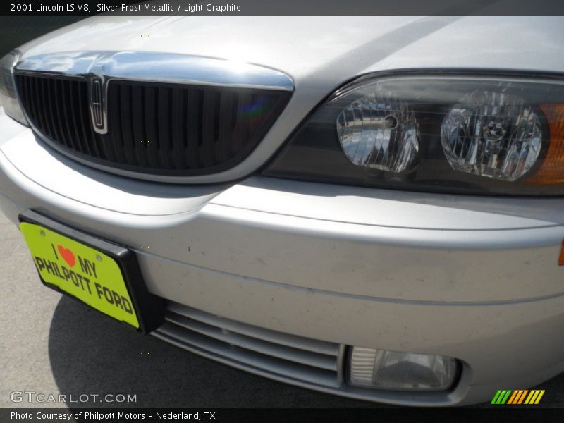 Silver Frost Metallic / Light Graphite 2001 Lincoln LS V8