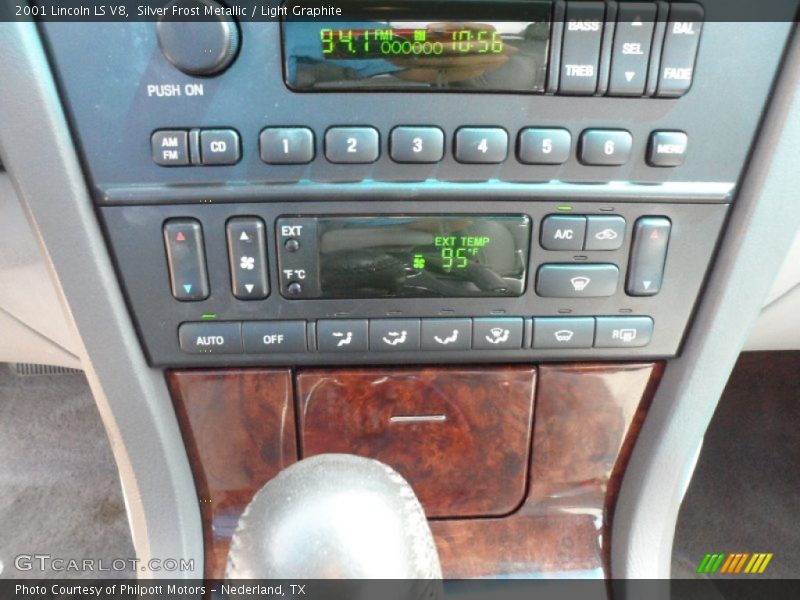 Silver Frost Metallic / Light Graphite 2001 Lincoln LS V8