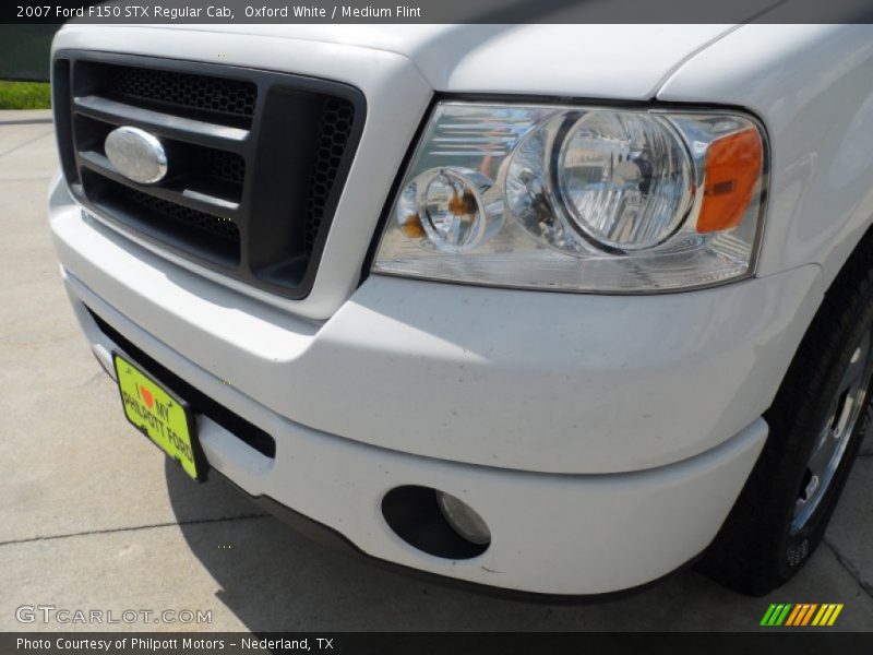 Oxford White / Medium Flint 2007 Ford F150 STX Regular Cab