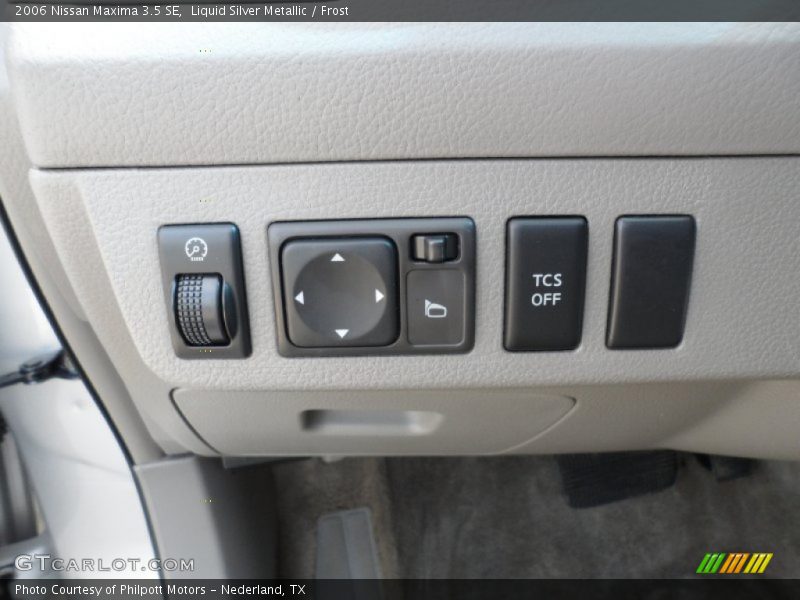 Liquid Silver Metallic / Frost 2006 Nissan Maxima 3.5 SE