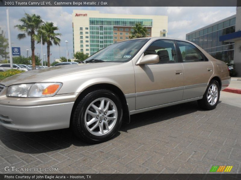 Cashmere Beige Metallic / Oak 2001 Toyota Camry LE V6