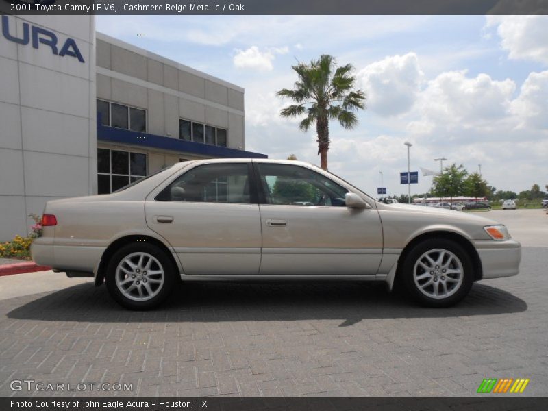 Cashmere Beige Metallic / Oak 2001 Toyota Camry LE V6