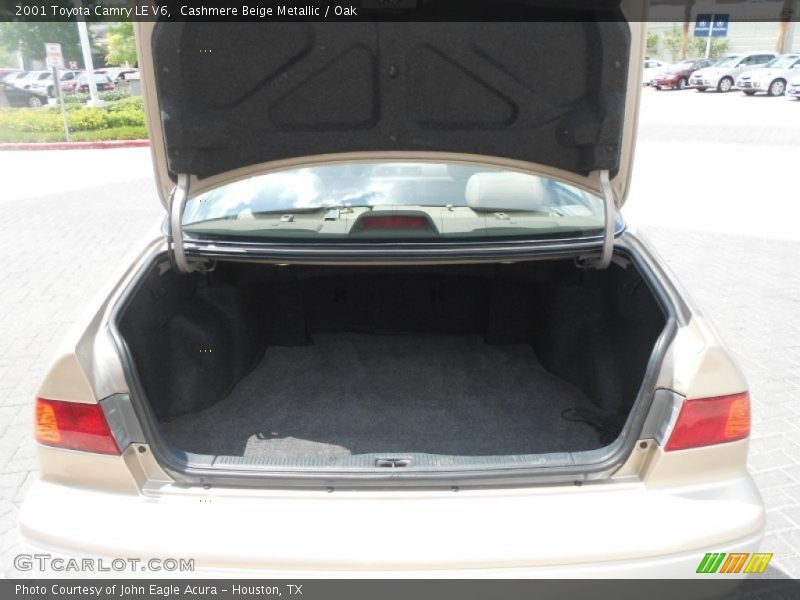 Cashmere Beige Metallic / Oak 2001 Toyota Camry LE V6