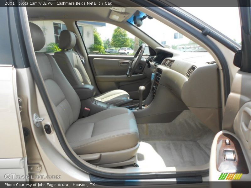 Cashmere Beige Metallic / Oak 2001 Toyota Camry LE V6