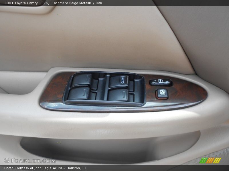 Cashmere Beige Metallic / Oak 2001 Toyota Camry LE V6
