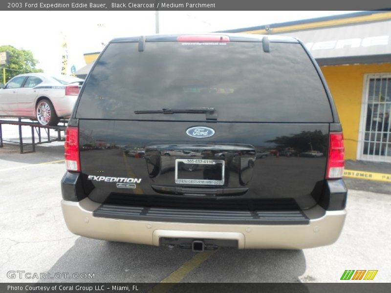 Black Clearcoat / Medium Parchment 2003 Ford Expedition Eddie Bauer