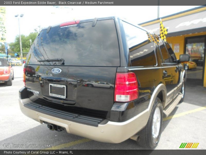 Black Clearcoat / Medium Parchment 2003 Ford Expedition Eddie Bauer