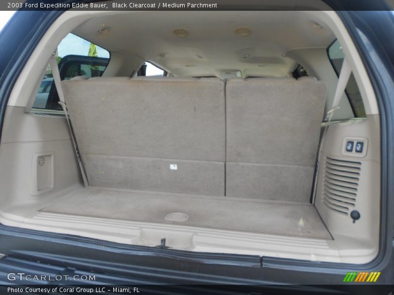 Black Clearcoat / Medium Parchment 2003 Ford Expedition Eddie Bauer