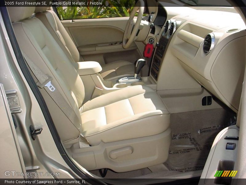 Pueblo Gold Metallic / Pebble 2005 Ford Freestyle SE