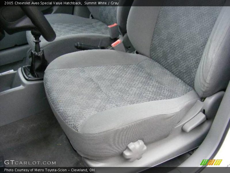 Summit White / Gray 2005 Chevrolet Aveo Special Value Hatchback