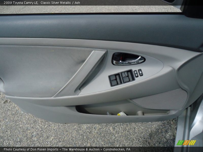 Classic Silver Metallic / Ash 2009 Toyota Camry LE