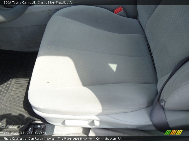Classic Silver Metallic / Ash 2009 Toyota Camry LE
