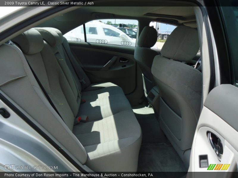 Classic Silver Metallic / Ash 2009 Toyota Camry LE