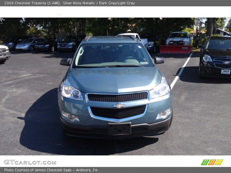 Silver Moss Metallic / Dark Gray/Light Gray 2009 Chevrolet Traverse LS AWD