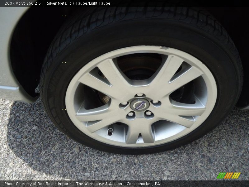 Silver Metallic / Taupe/Light Taupe 2007 Volvo S60 2.5T