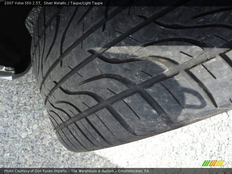 Silver Metallic / Taupe/Light Taupe 2007 Volvo S60 2.5T