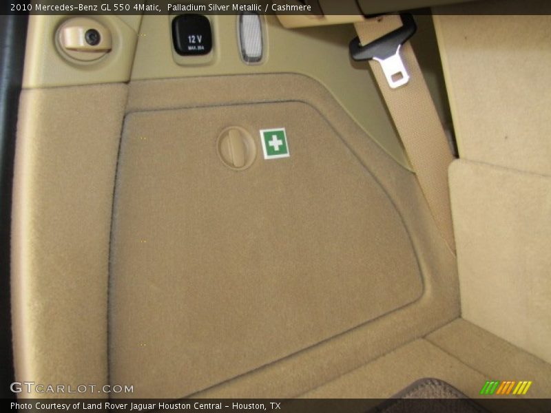 First Aid Kit - 2010 Mercedes-Benz GL 550 4Matic