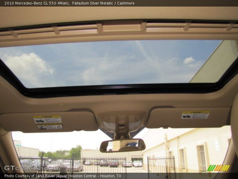 Sunroof of 2010 GL 550 4Matic