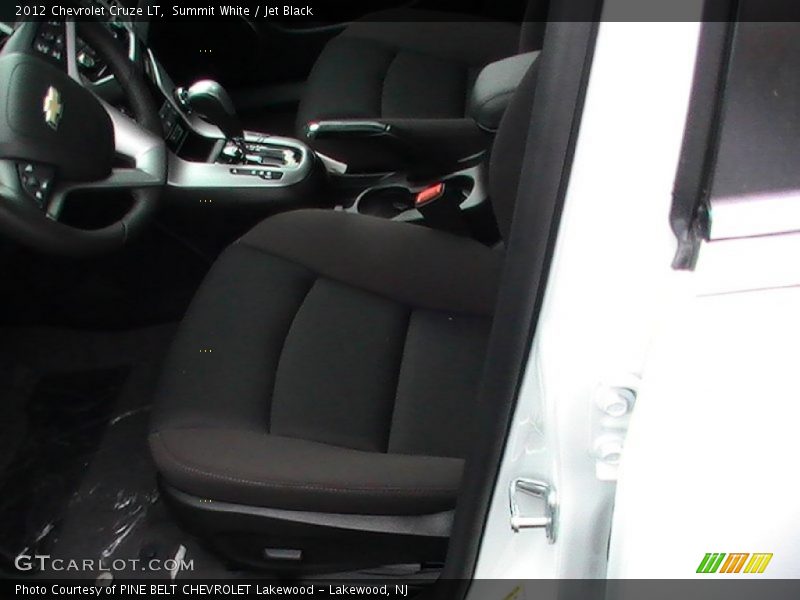 Summit White / Jet Black 2012 Chevrolet Cruze LT