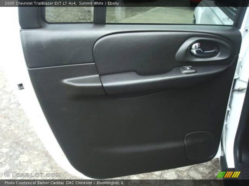 Summit White / Ebony 2005 Chevrolet TrailBlazer EXT LT 4x4
