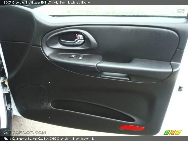 Summit White / Ebony 2005 Chevrolet TrailBlazer EXT LT 4x4