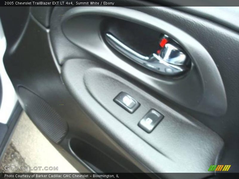 Summit White / Ebony 2005 Chevrolet TrailBlazer EXT LT 4x4