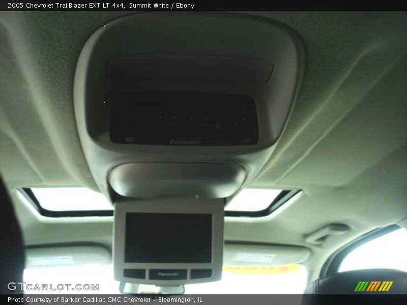 Summit White / Ebony 2005 Chevrolet TrailBlazer EXT LT 4x4