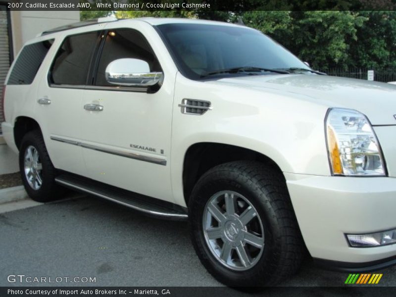 White Diamond / Cocoa/Light Cashmere 2007 Cadillac Escalade AWD