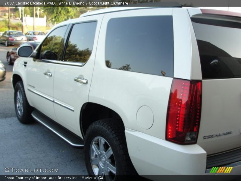 White Diamond / Cocoa/Light Cashmere 2007 Cadillac Escalade AWD