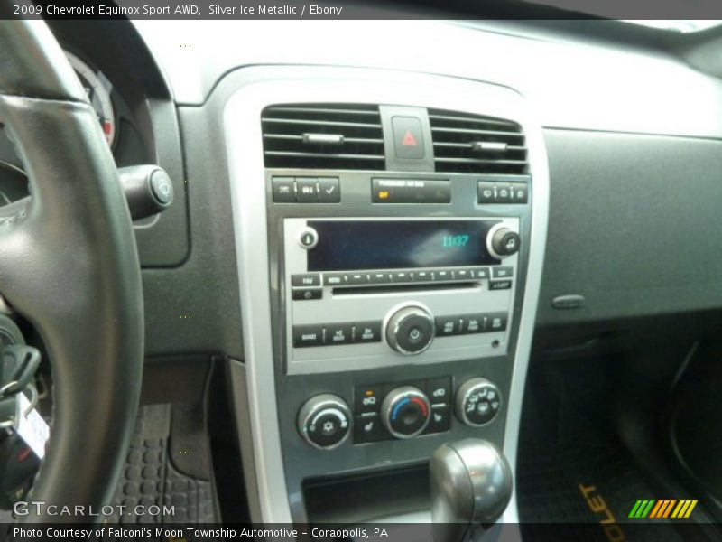 Silver Ice Metallic / Ebony 2009 Chevrolet Equinox Sport AWD