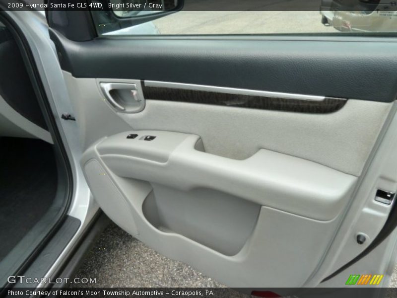 Bright Silver / Gray 2009 Hyundai Santa Fe GLS 4WD