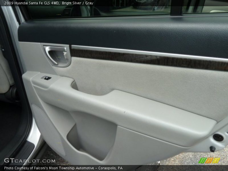 Bright Silver / Gray 2009 Hyundai Santa Fe GLS 4WD