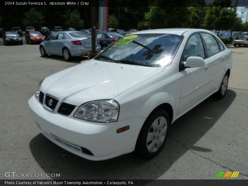 Absolute White / Gray 2004 Suzuki Forenza S