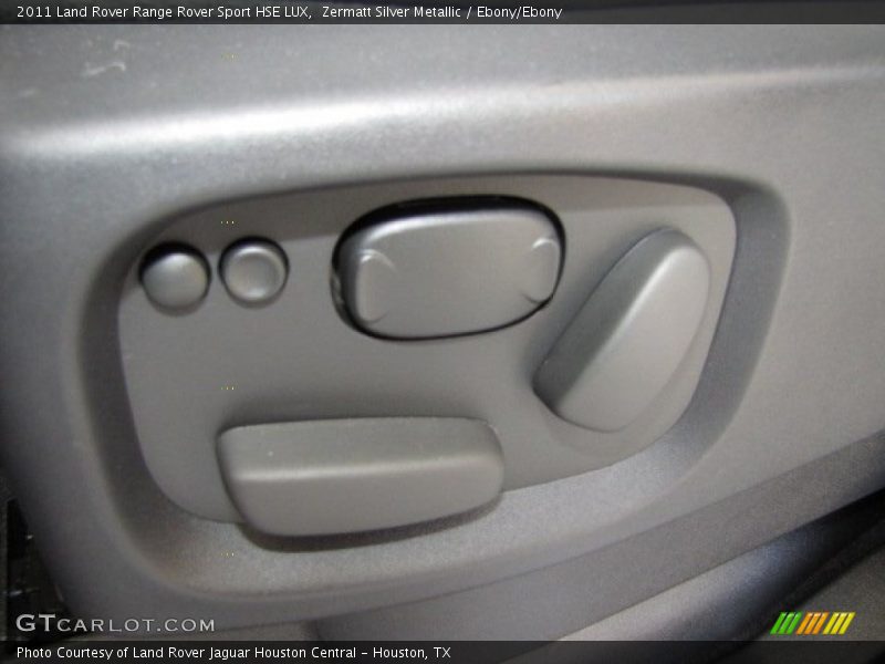 Front Seat of 2011 Range Rover Sport HSE LUX