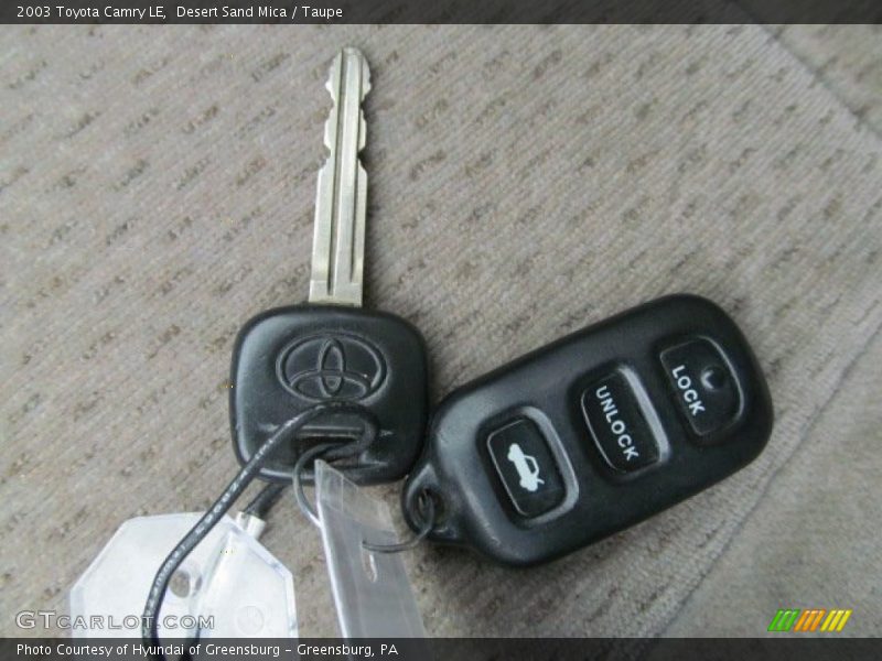 Desert Sand Mica / Taupe 2003 Toyota Camry LE