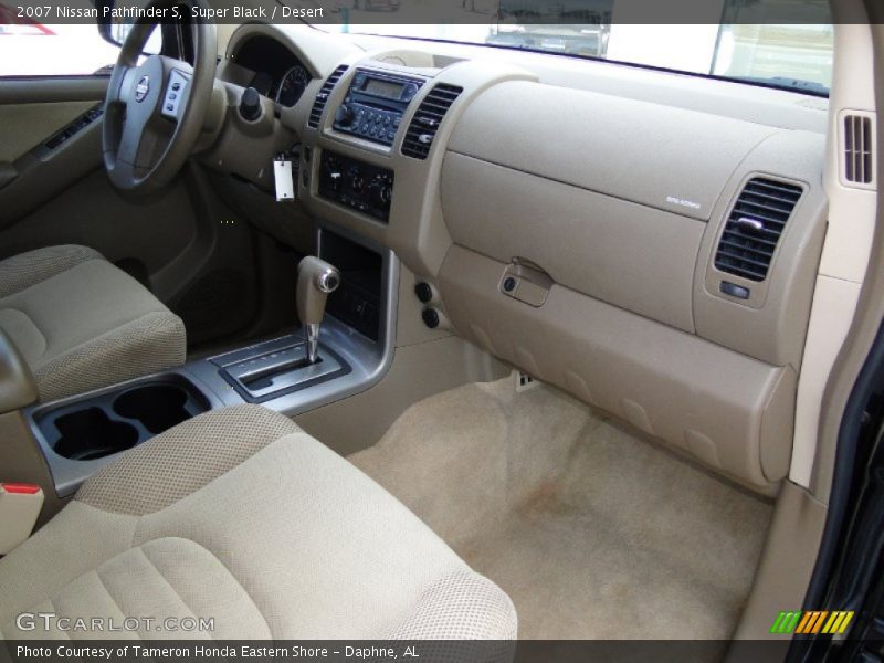 Dashboard of 2007 Pathfinder S