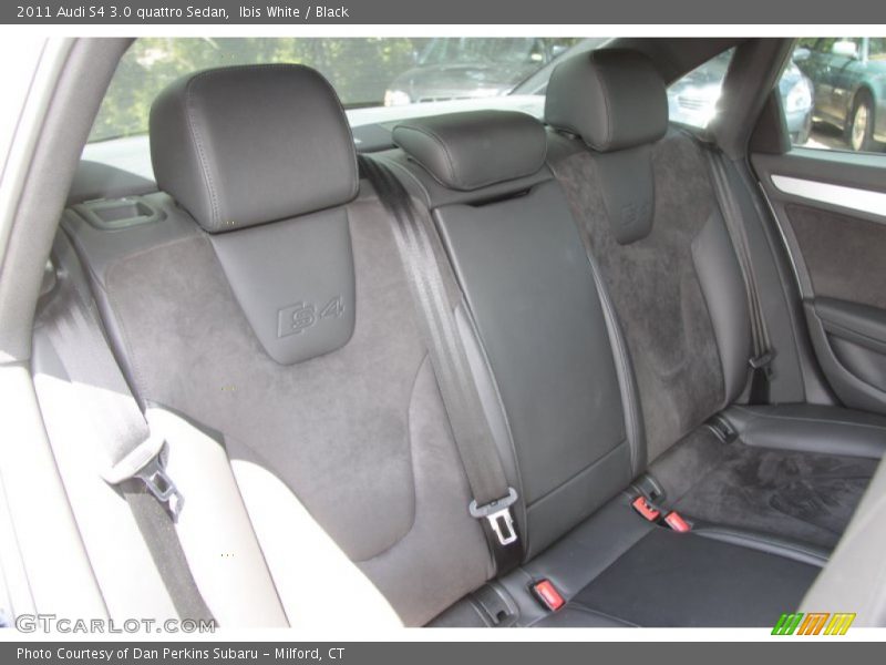 Ibis White / Black 2011 Audi S4 3.0 quattro Sedan