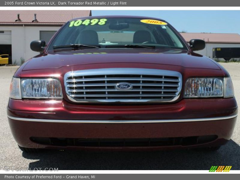 Dark Toreador Red Metallic / Light Flint 2005 Ford Crown Victoria LX